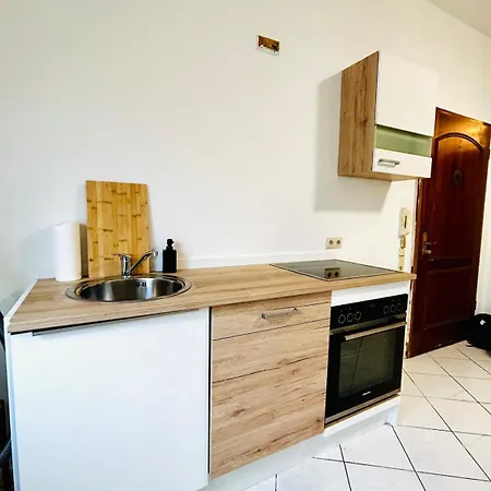 Perfekte Fuer Monteure & Handwerker In Mit Wlan Apartment Bensheim